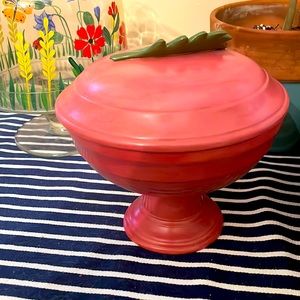 Vintage studio pottery .. as a beautiful radish dish!